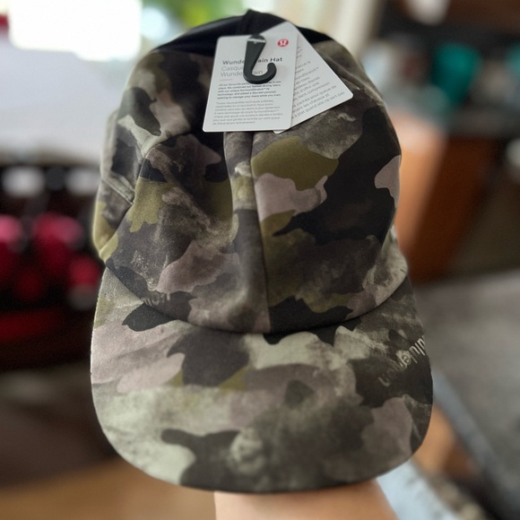 NWT Wunder Train Hat - XS - Picture 7 of 8